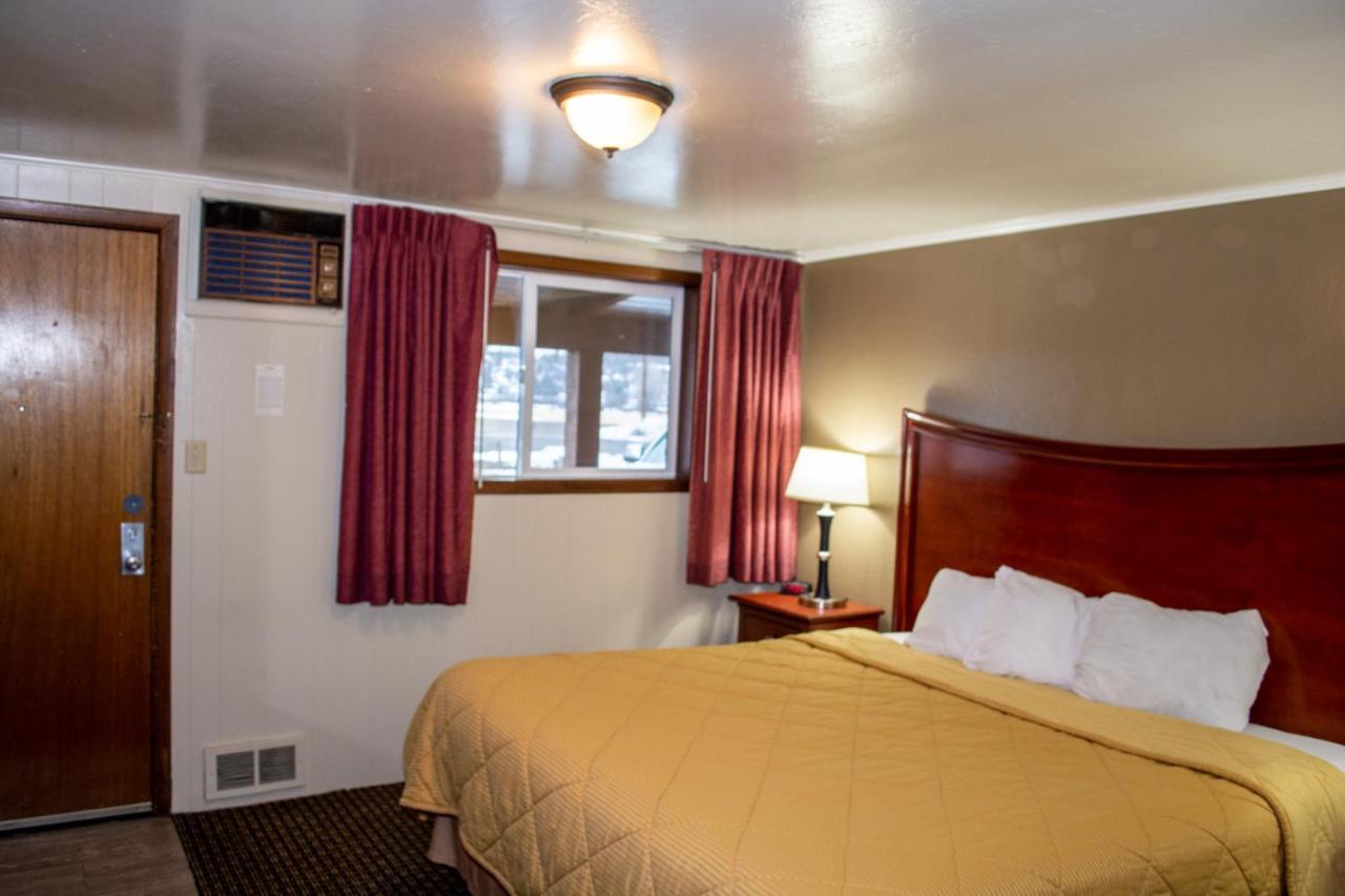 Oregon Motel 8 And Rv Park Klamath Falls Bagian luar foto